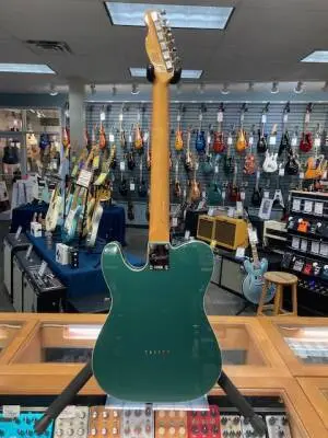 Squier - 037-4043-546 2
